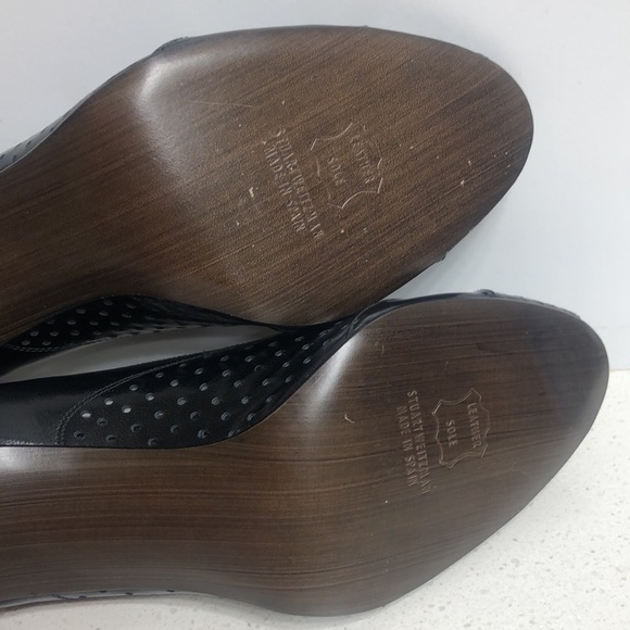 Stuart Weitzman Black Peep Toe Heels Size 9 - Picture 8 of 10